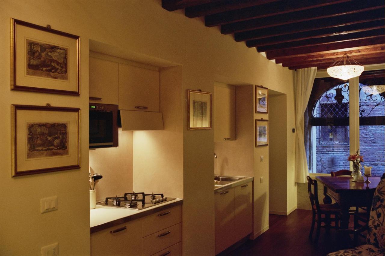 Al Pozzo Dei Scoacamini, 100 M From San Marco, Ground Floor Lägenhet Venedig Exteriör bild
