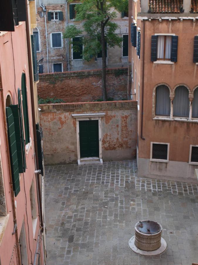 Al Pozzo Dei Scoacamini, 100 M From San Marco, Ground Floor Lägenhet Venedig Exteriör bild