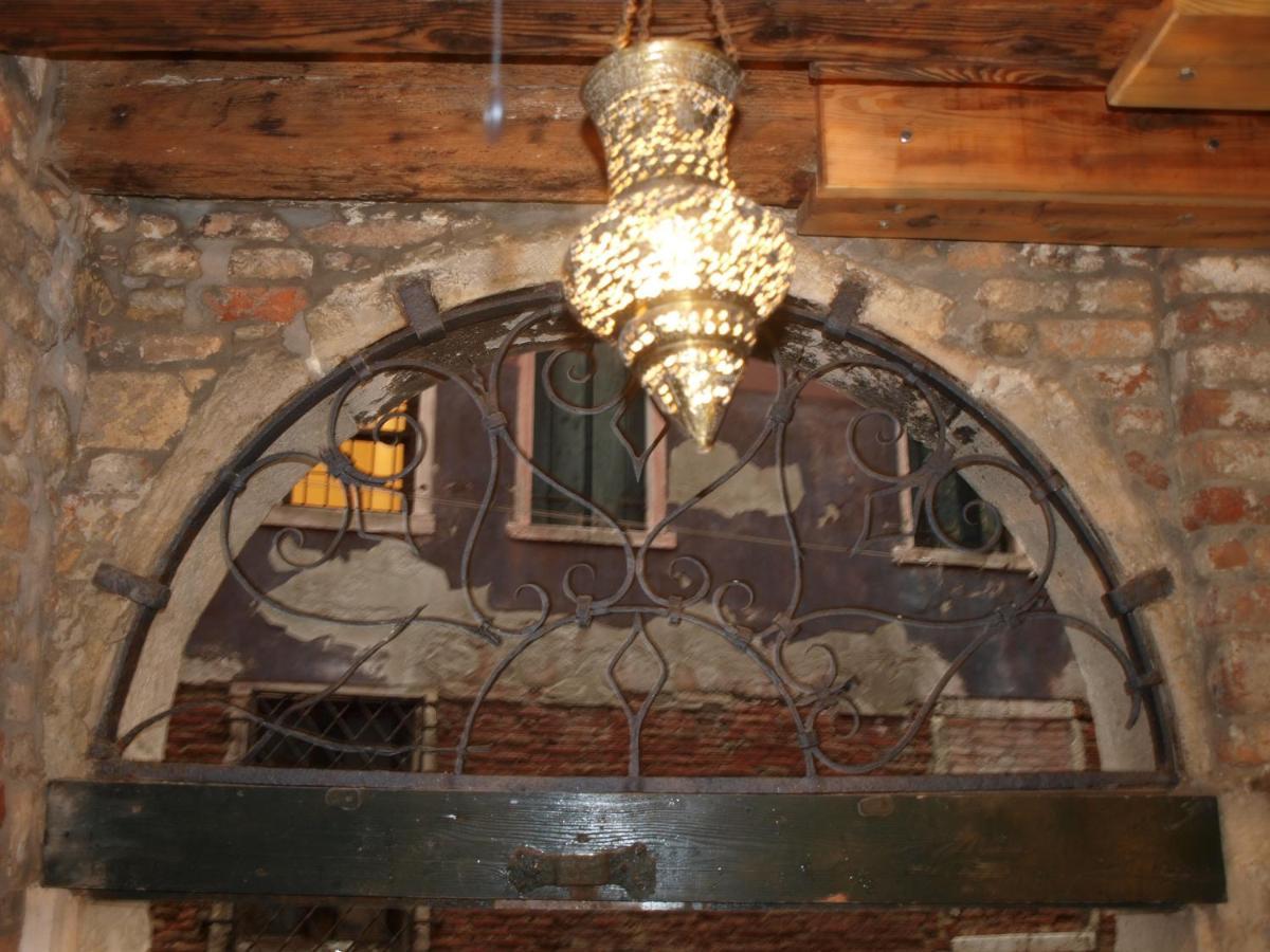 Al Pozzo Dei Scoacamini, 100 M From San Marco, Ground Floor Lägenhet Venedig Exteriör bild