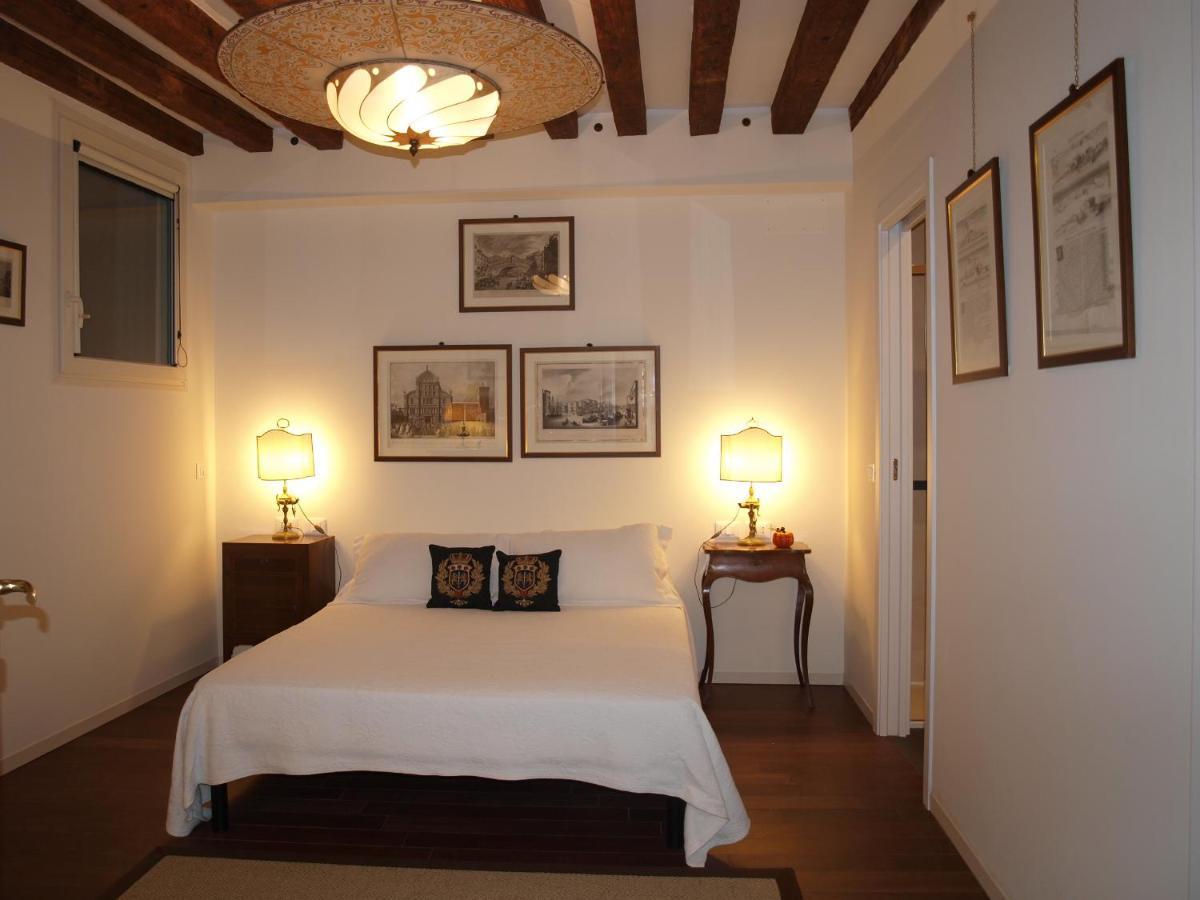 Al Pozzo Dei Scoacamini, 100 M From San Marco, Ground Floor Lägenhet Venedig Exteriör bild