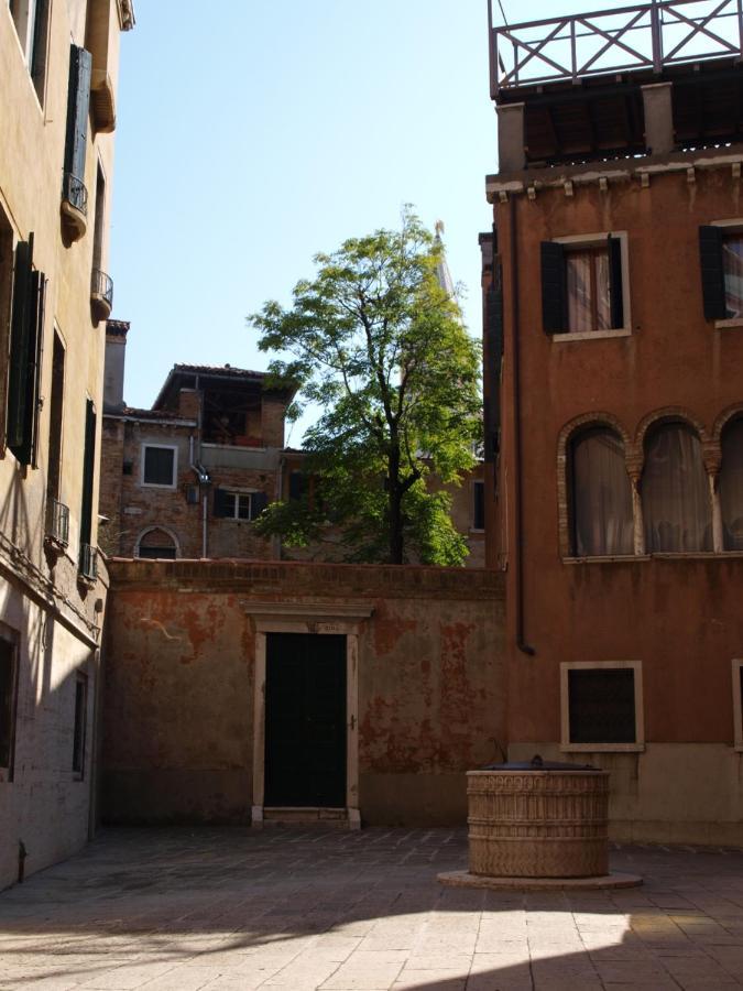 Al Pozzo Dei Scoacamini, 100 M From San Marco, Ground Floor Lägenhet Venedig Exteriör bild
