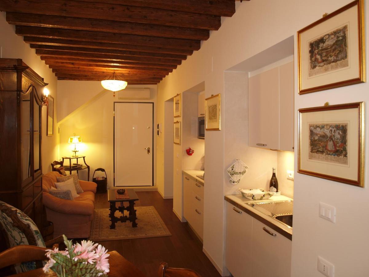 Al Pozzo Dei Scoacamini, 100 M From San Marco, Ground Floor Lägenhet Venedig Exteriör bild